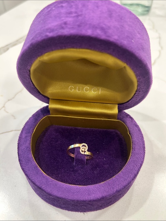 Gucci Jewelry - Gucci Women’s 18K Gold Ring with diamonds, size 11, Au 750